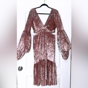 Lantern Sleeve Cut Out Bodycon Dress in Pink Size L